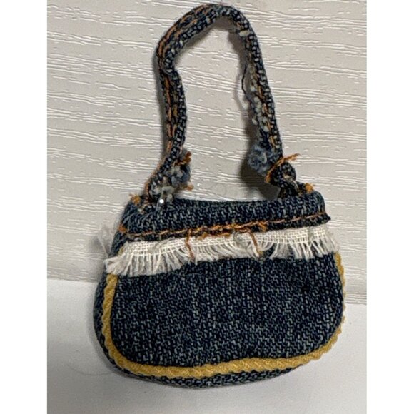 Bratz Denim Purse White Fringe Doll Funk Out Yasmin - Picture 2 of 3